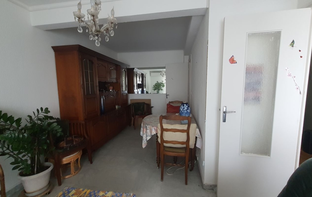 Annonces NARBONNE : Appartement | NARBONNE (11100) | 66 m2 | 144 000 € 