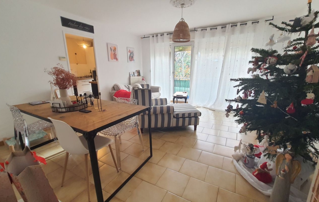 Annonces NARBONNE : Appartement | NARBONNE (11100) | 63 m2 | 140 000 € 